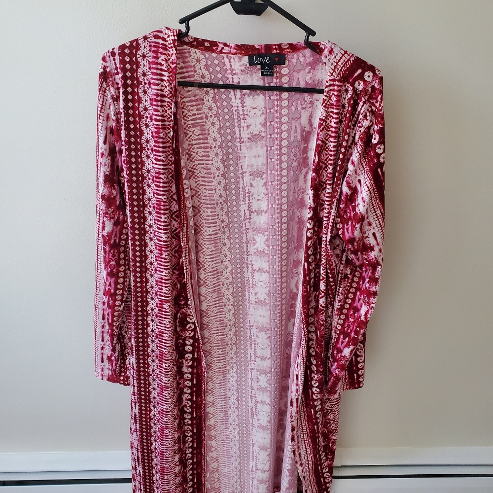 Love colorful duster cardigan.  Size Xl. Red and white.
